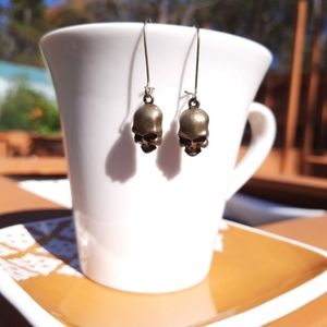 No Jaw Bronze Skull Earrings